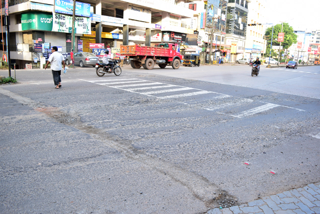 Budkulo_Mangaluru_Roads_Potholes_Bendure (4)