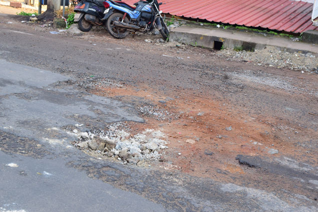 Budkulo_Mangaluru_Roads_Potholes_Bendure (8)