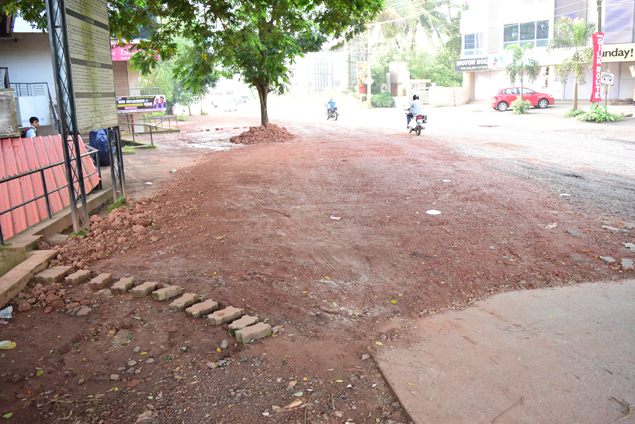 Budkulo_Mangaluru_Roads_Potholes_Kadri