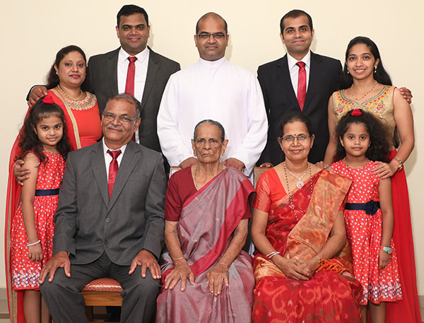 Fr Mahesh DSouza Family 1